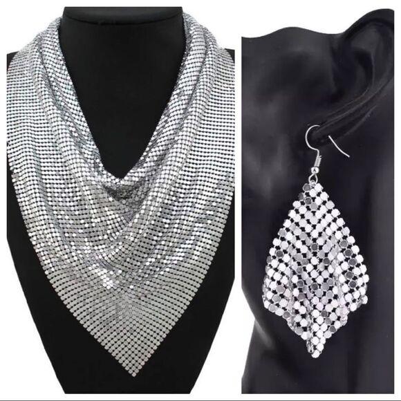 METAL MESH STATEMENT NECKLACE SET SILVER - Picture 1 of 2